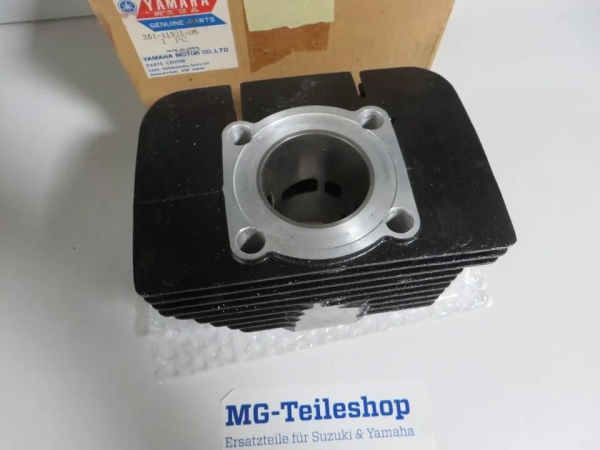 Yamaha Zylinder rechts RD250 RH cylinder 361-11321-00 Original NEU